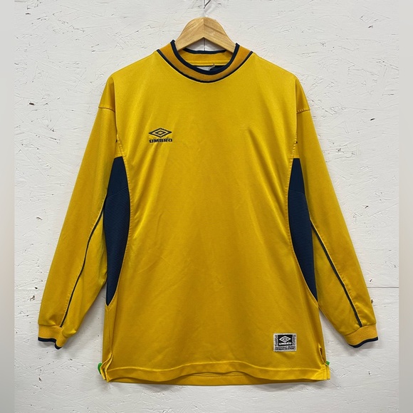 Umbro Other - Vintage Umbro Long Sleeved Jersey, Size L